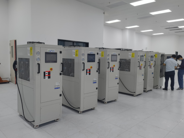 新能源汽車三電系統(tǒng)測(cè)試高低溫液冷機(jī)